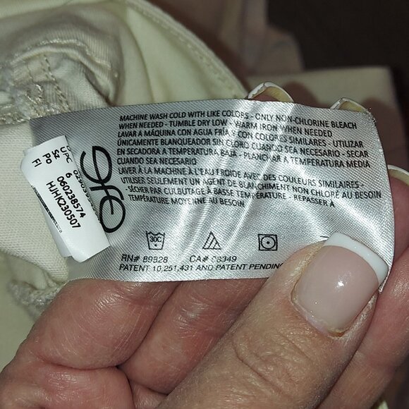 NWOT Jessica Simpson Cargo pants - Picture 9 of 10